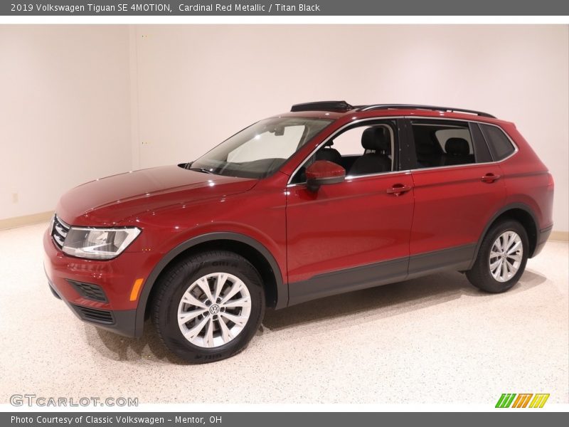 Cardinal Red Metallic / Titan Black 2019 Volkswagen Tiguan SE 4MOTION