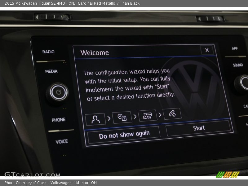 Cardinal Red Metallic / Titan Black 2019 Volkswagen Tiguan SE 4MOTION