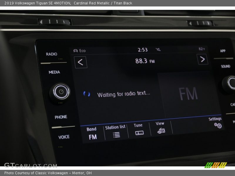 Cardinal Red Metallic / Titan Black 2019 Volkswagen Tiguan SE 4MOTION