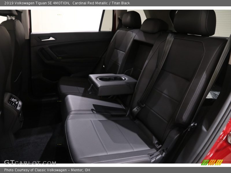 Cardinal Red Metallic / Titan Black 2019 Volkswagen Tiguan SE 4MOTION
