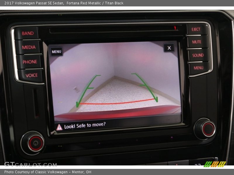 Fortana Red Metallic / Titan Black 2017 Volkswagen Passat SE Sedan