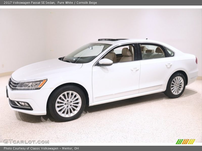 Pure White / Cornsilk Beige 2017 Volkswagen Passat SE Sedan