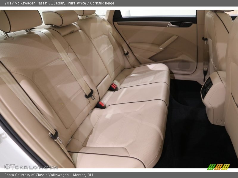 Pure White / Cornsilk Beige 2017 Volkswagen Passat SE Sedan
