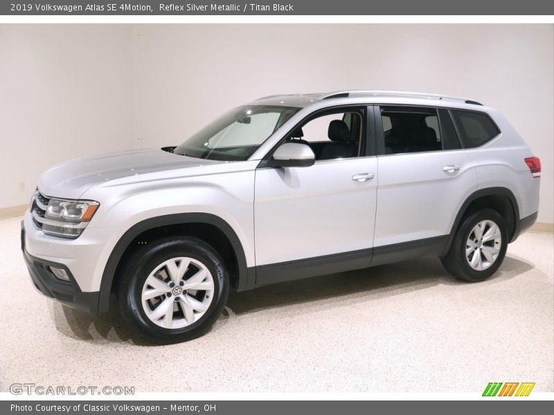 Reflex Silver Metallic / Titan Black 2019 Volkswagen Atlas SE 4Motion