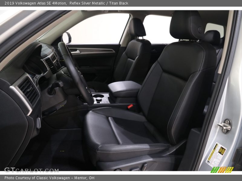 Reflex Silver Metallic / Titan Black 2019 Volkswagen Atlas SE 4Motion