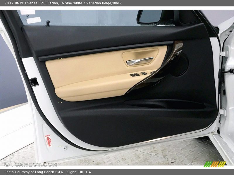 Alpine White / Venetian Beige/Black 2017 BMW 3 Series 320i Sedan