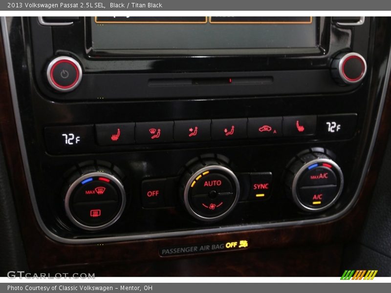 Controls of 2013 Passat 2.5L SEL