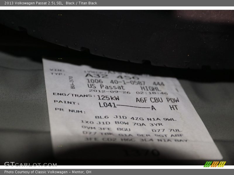 2013 Passat 2.5L SEL Black Color Code L041