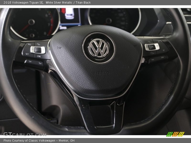 White Silver Metallic / Titan Black 2018 Volkswagen Tiguan SE