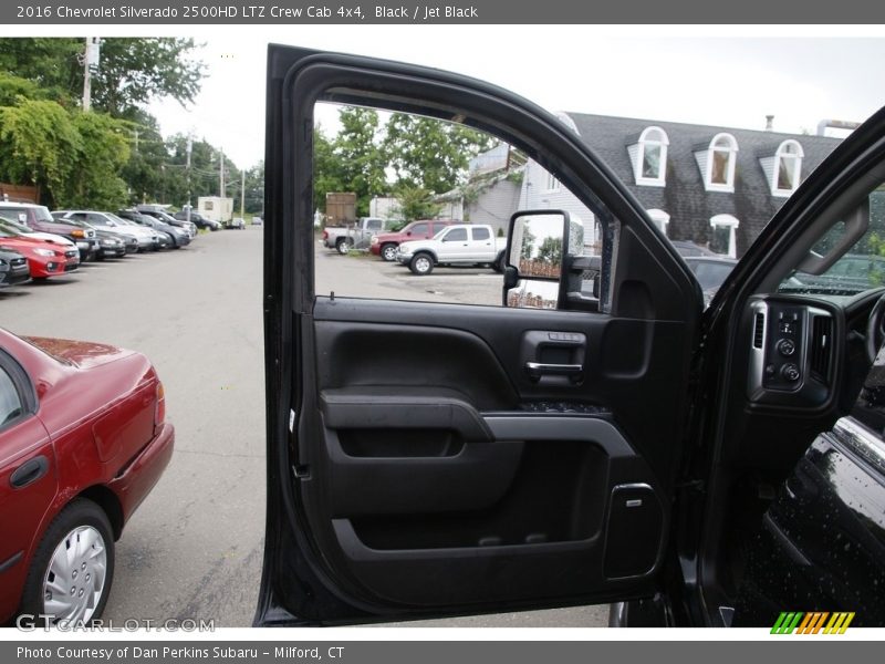 Black / Jet Black 2016 Chevrolet Silverado 2500HD LTZ Crew Cab 4x4
