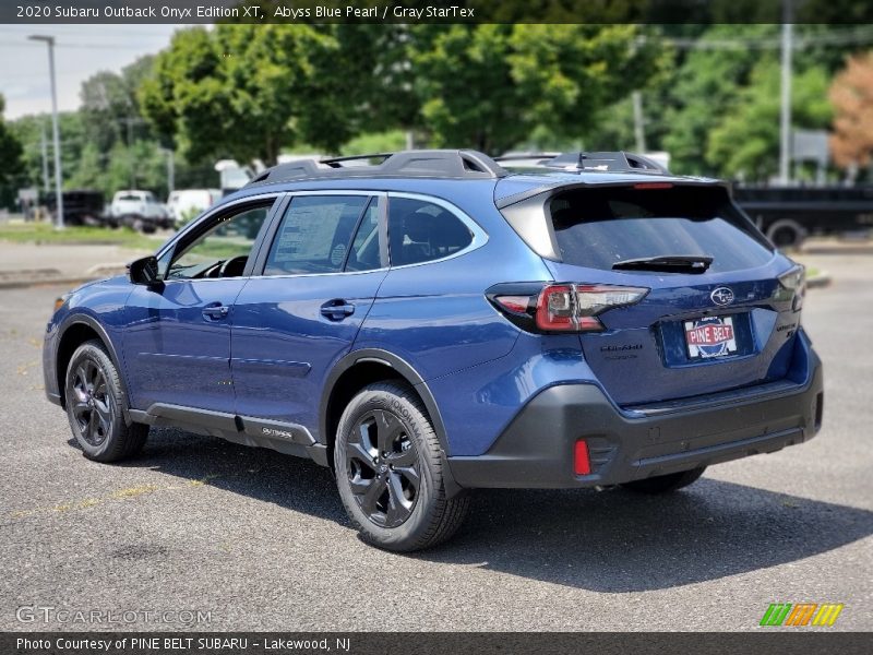 Abyss Blue Pearl / Gray StarTex 2020 Subaru Outback Onyx Edition XT