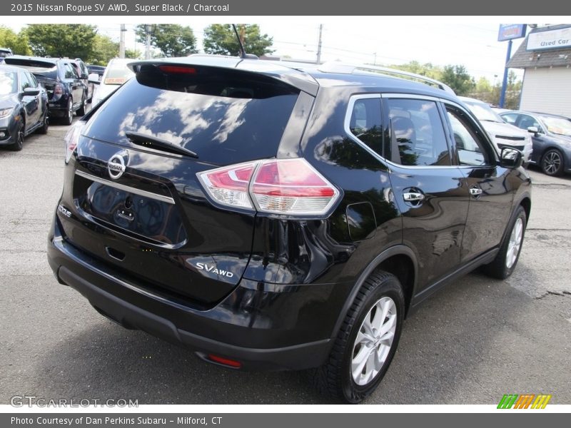 Super Black / Charcoal 2015 Nissan Rogue SV AWD