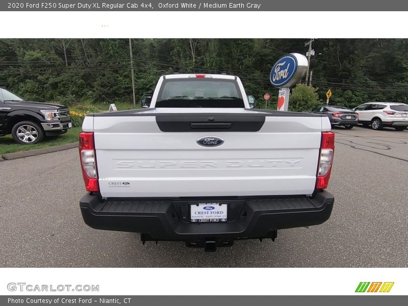 Oxford White / Medium Earth Gray 2020 Ford F250 Super Duty XL Regular Cab 4x4
