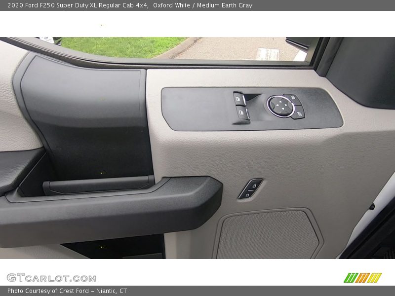 Oxford White / Medium Earth Gray 2020 Ford F250 Super Duty XL Regular Cab 4x4