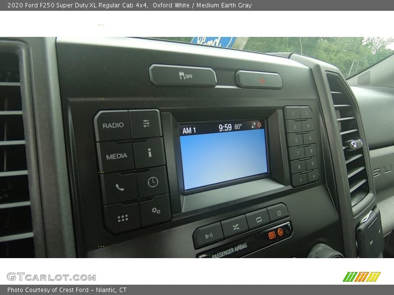 Oxford White / Medium Earth Gray 2020 Ford F250 Super Duty XL Regular Cab 4x4