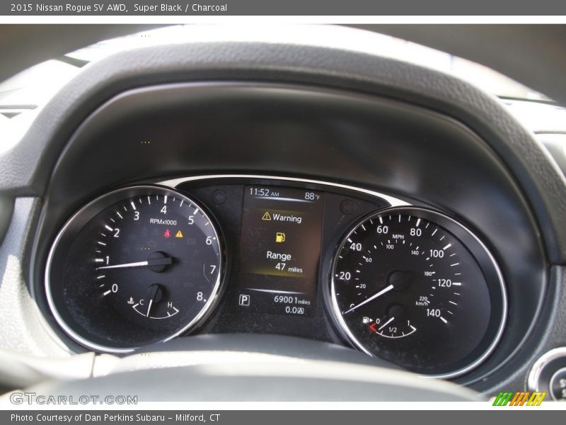 Super Black / Charcoal 2015 Nissan Rogue SV AWD