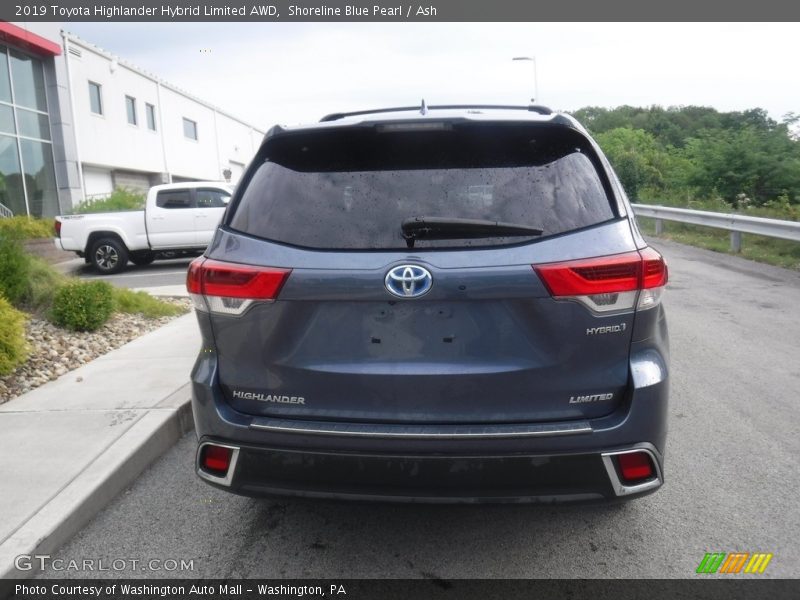 Shoreline Blue Pearl / Ash 2019 Toyota Highlander Hybrid Limited AWD