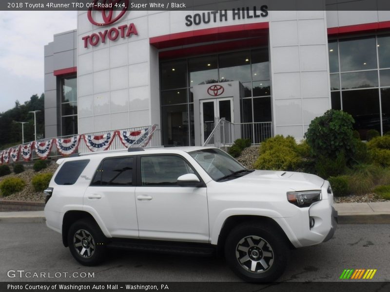 Super White / Black 2018 Toyota 4Runner TRD Off-Road 4x4