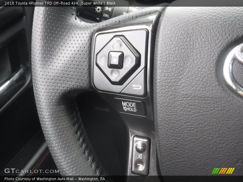 Super White / Black 2018 Toyota 4Runner TRD Off-Road 4x4
