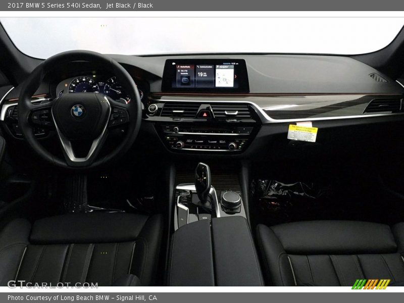 Jet Black / Black 2017 BMW 5 Series 540i Sedan