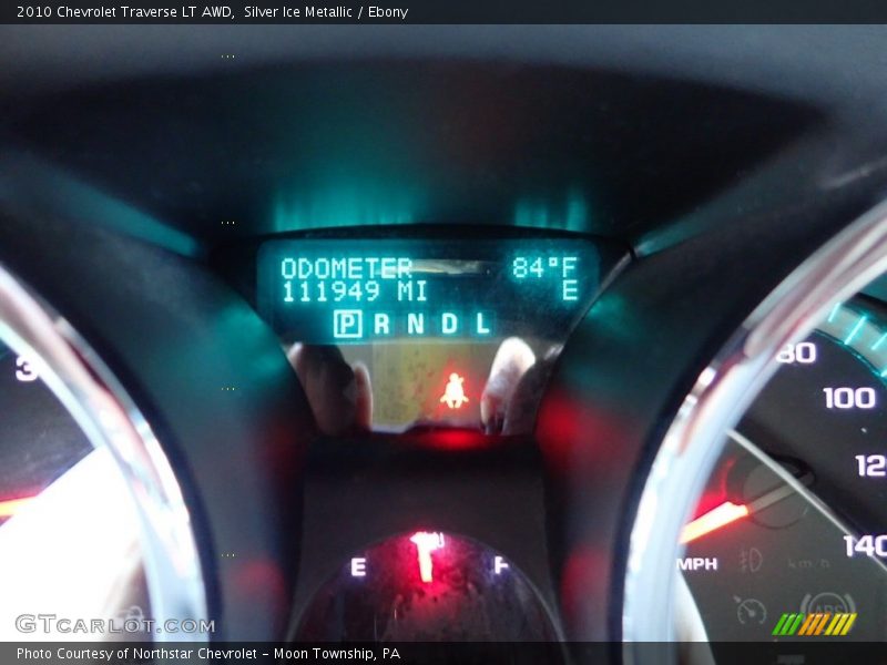 Silver Ice Metallic / Ebony 2010 Chevrolet Traverse LT AWD