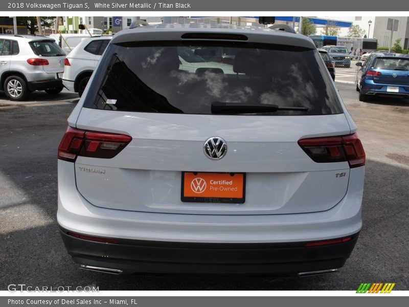 White Silver Metallic / Titan Black 2018 Volkswagen Tiguan S