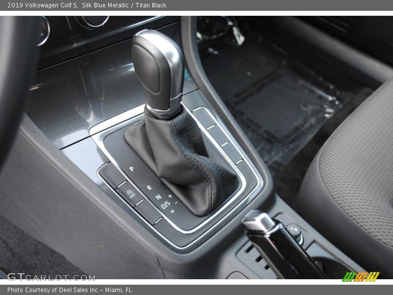 Silk Blue Metallic / Titan Black 2019 Volkswagen Golf S