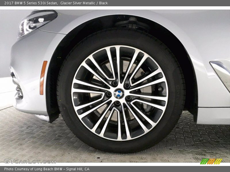 Glacier Silver Metallic / Black 2017 BMW 5 Series 530i Sedan