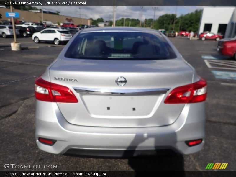 Brilliant Silver / Charcoal 2016 Nissan Sentra S