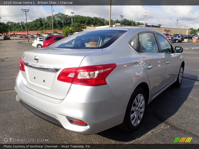 Brilliant Silver / Charcoal 2016 Nissan Sentra S
