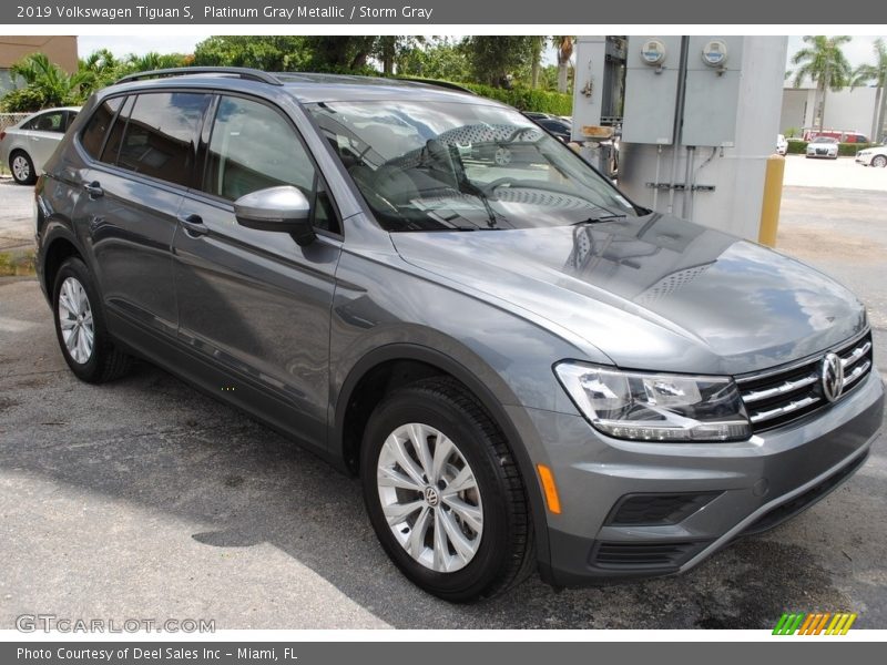 Platinum Gray Metallic / Storm Gray 2019 Volkswagen Tiguan S