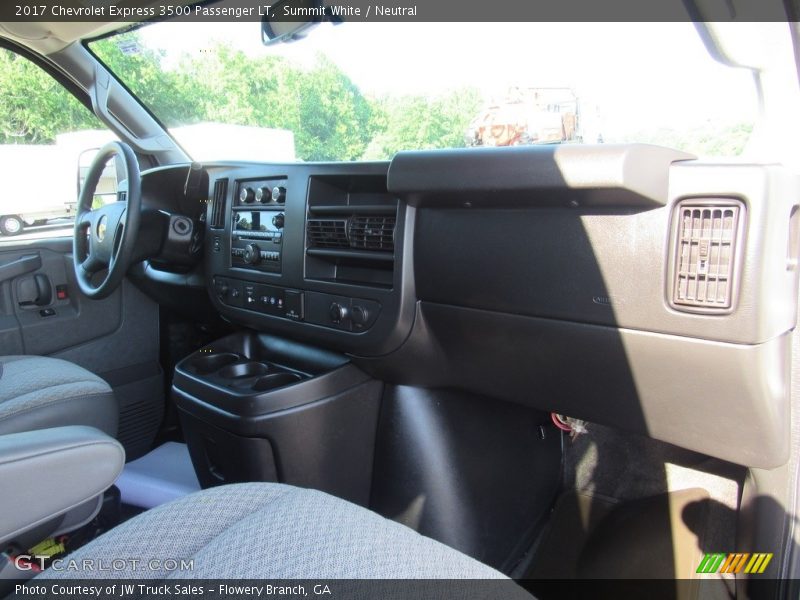 Summit White / Neutral 2017 Chevrolet Express 3500 Passenger LT