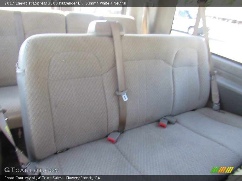 Summit White / Neutral 2017 Chevrolet Express 3500 Passenger LT