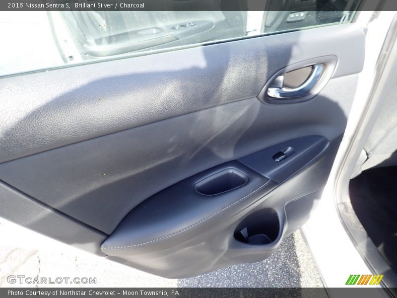 Brilliant Silver / Charcoal 2016 Nissan Sentra S