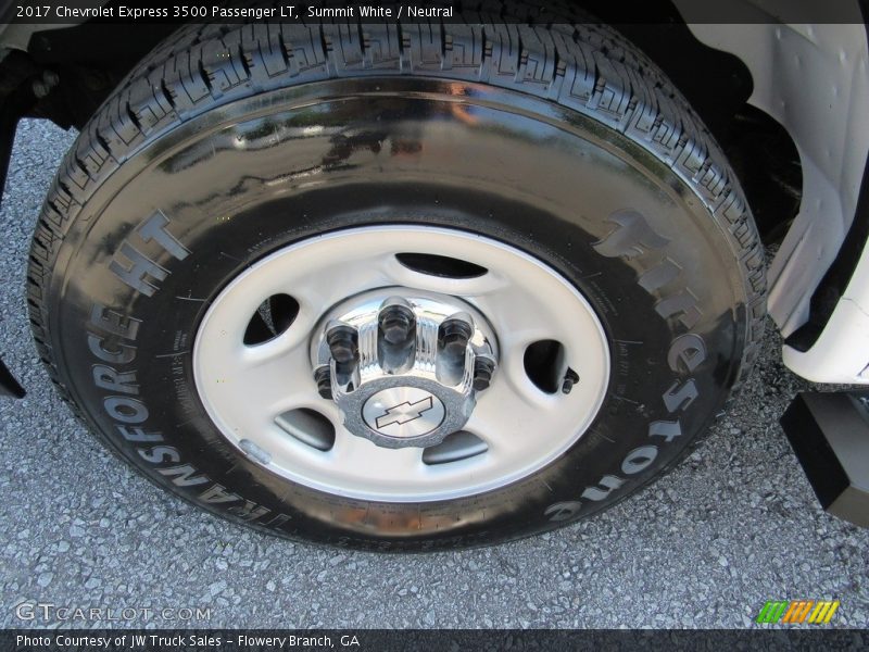 Summit White / Neutral 2017 Chevrolet Express 3500 Passenger LT