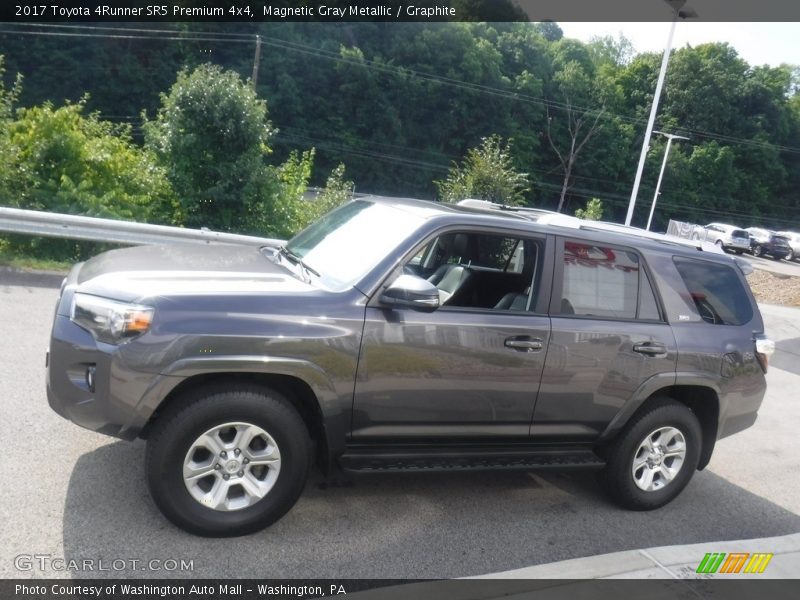 Magnetic Gray Metallic / Graphite 2017 Toyota 4Runner SR5 Premium 4x4