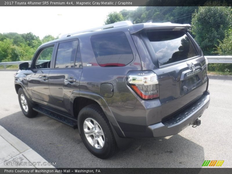 Magnetic Gray Metallic / Graphite 2017 Toyota 4Runner SR5 Premium 4x4