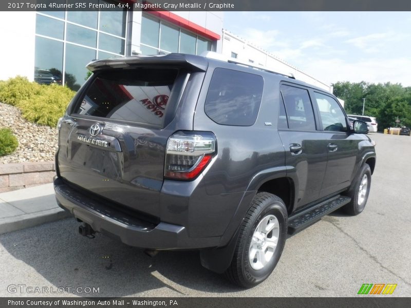Magnetic Gray Metallic / Graphite 2017 Toyota 4Runner SR5 Premium 4x4