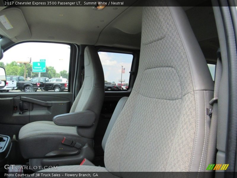 Front Seat of 2017 Express 3500 Passenger LT