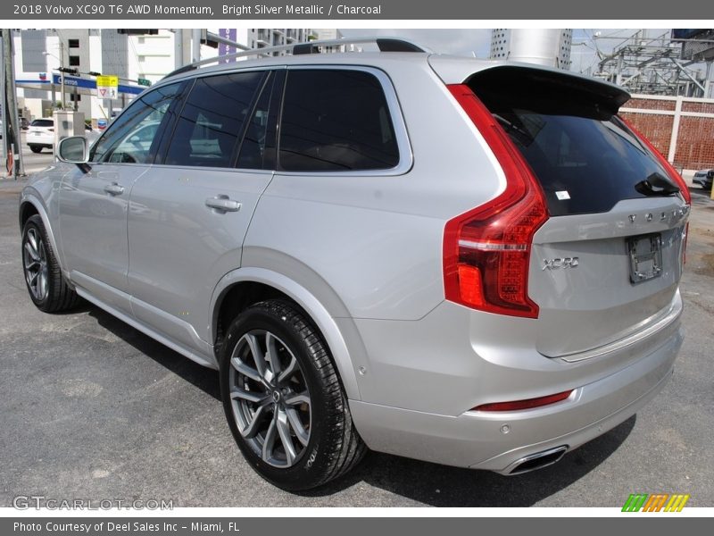 Bright Silver Metallic / Charcoal 2018 Volvo XC90 T6 AWD Momentum