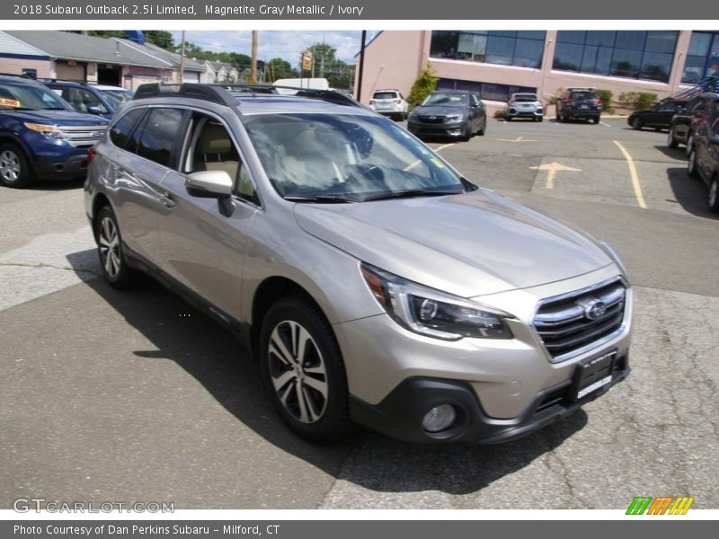 Magnetite Gray Metallic / Ivory 2018 Subaru Outback 2.5i Limited