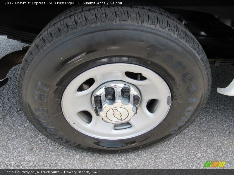 Summit White / Neutral 2017 Chevrolet Express 3500 Passenger LT