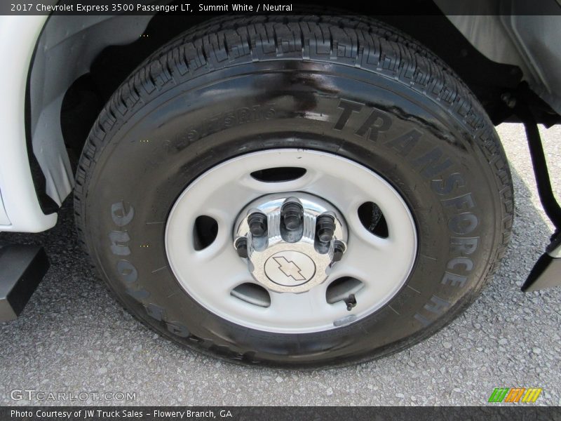 Summit White / Neutral 2017 Chevrolet Express 3500 Passenger LT