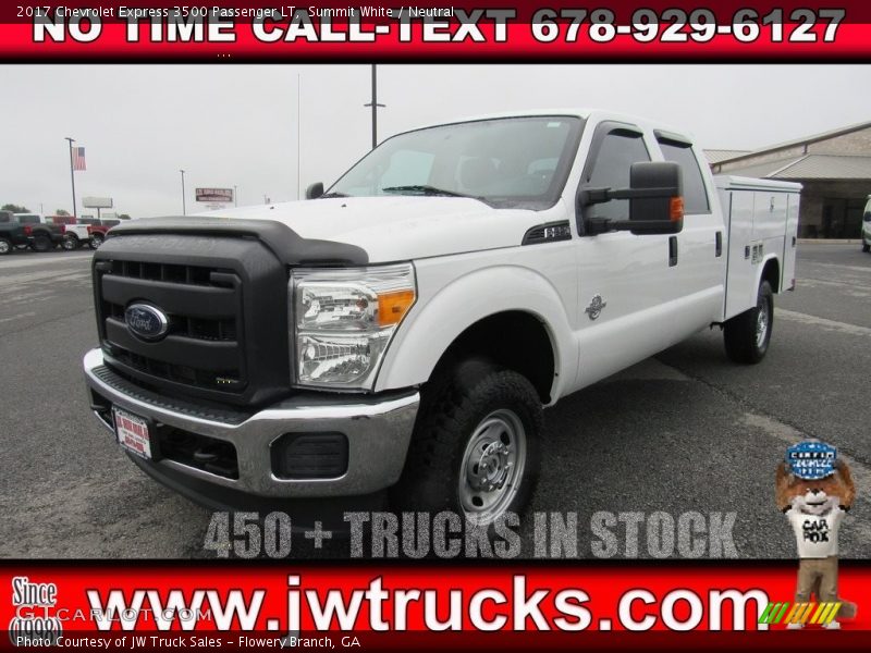 Summit White / Neutral 2017 Chevrolet Express 3500 Passenger LT