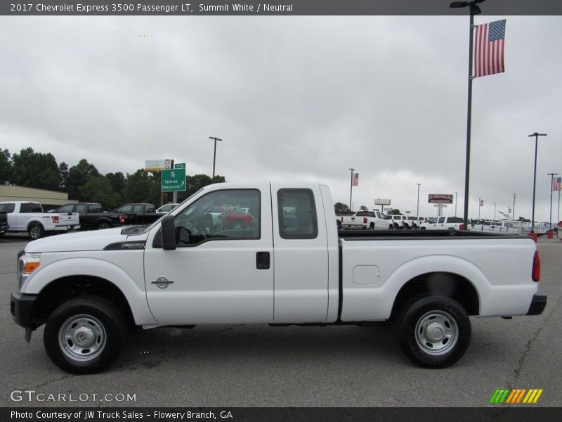 Summit White / Neutral 2017 Chevrolet Express 3500 Passenger LT