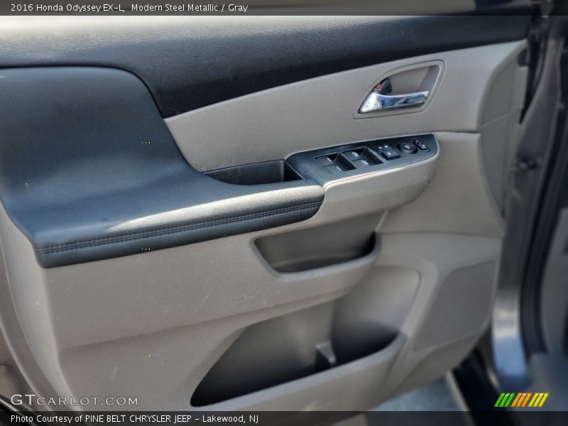 Modern Steel Metallic / Gray 2016 Honda Odyssey EX-L