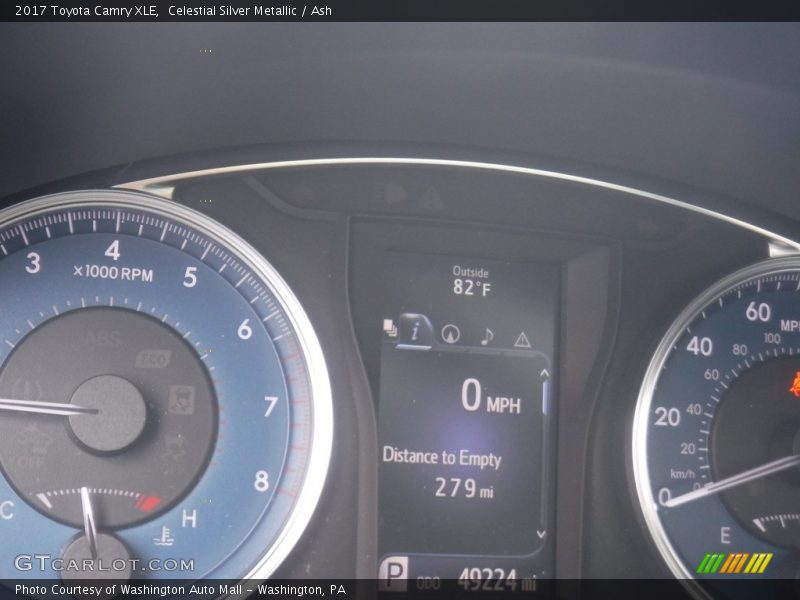 Celestial Silver Metallic / Ash 2017 Toyota Camry XLE