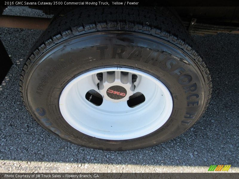 Yellow / Pewter 2016 GMC Savana Cutaway 3500 Commercial Moving Truck