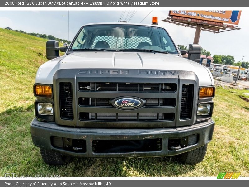 Oxford White / Medium Stone 2008 Ford F350 Super Duty XL SuperCab 4x4 Chassis