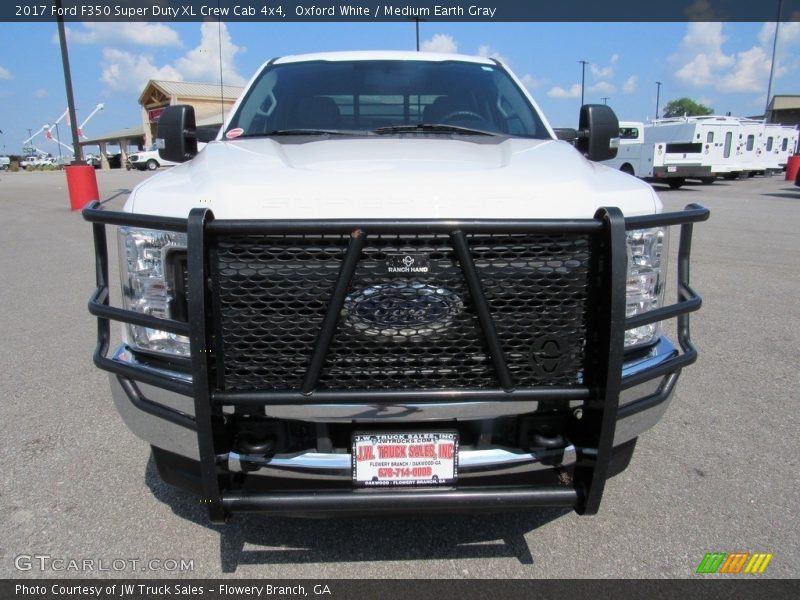 Oxford White / Medium Earth Gray 2017 Ford F350 Super Duty XL Crew Cab 4x4